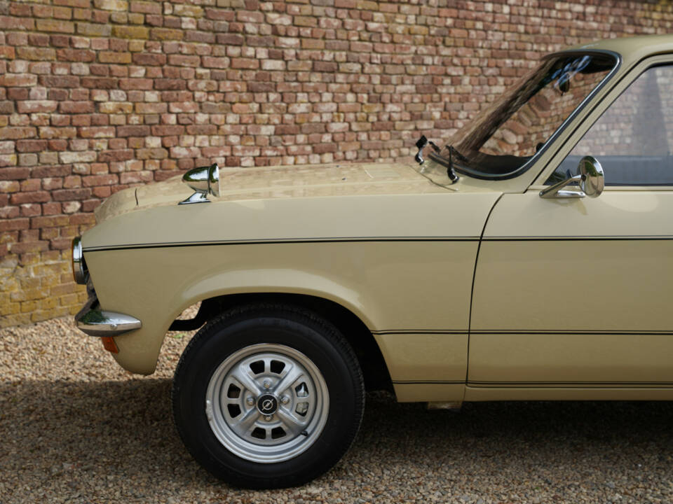 Bild 36/50 von Opel Ascona 1,2 S (1975)
