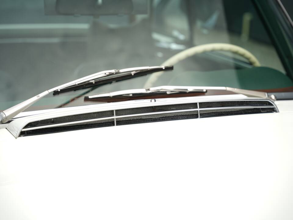 Image 41/50 de Mercedes-Benz 280 SL (1968)