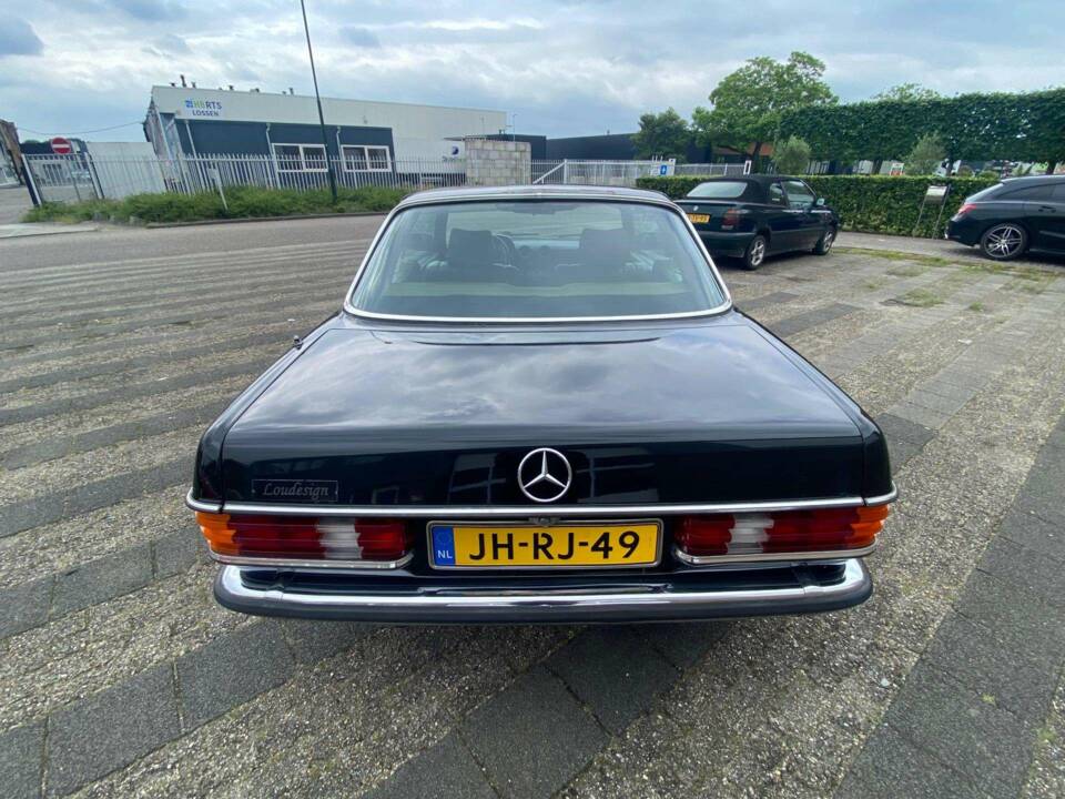 Image 44/50 de Mercedes-Benz 230 C (1980)