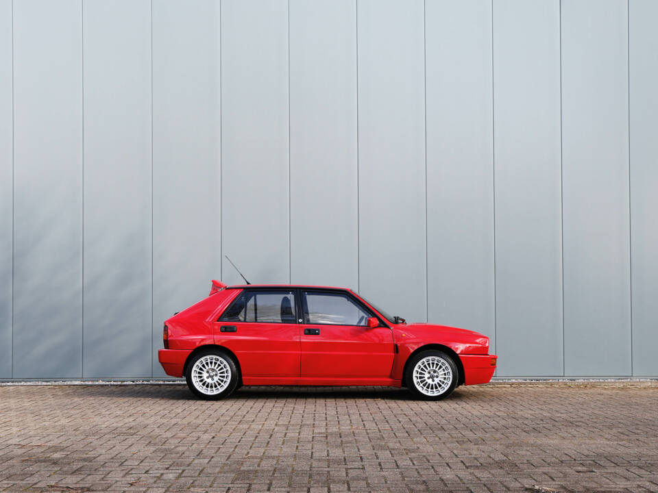 Afbeelding 3/58 van Lancia Delta HF Integrale Evoluzione I (1991)