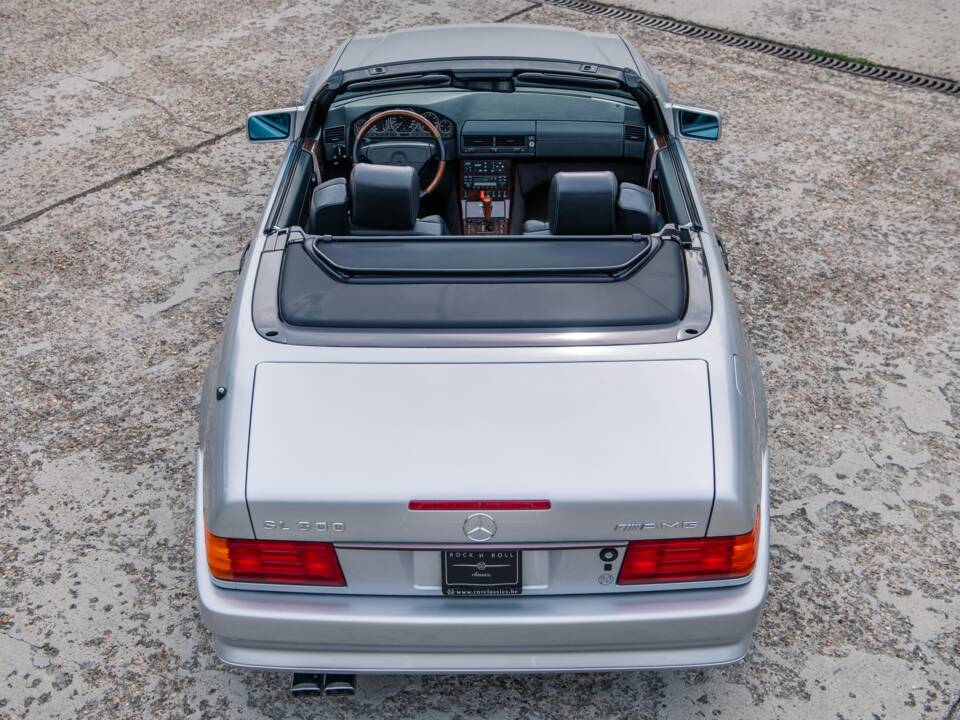 Bild 10/38 von Mercedes-Benz SL 600 6.0 AMG (1994)
