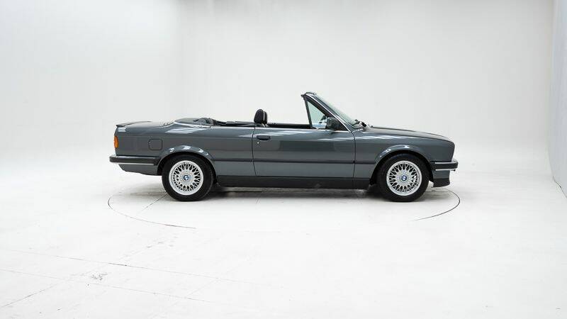 Afbeelding 6/15 van BMW 325i Baur TC (1988)