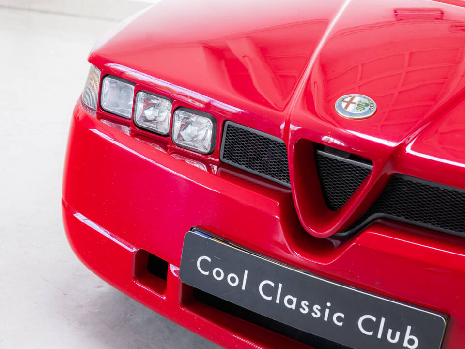 Image 23/32 de Alfa Romeo SZ (1994)