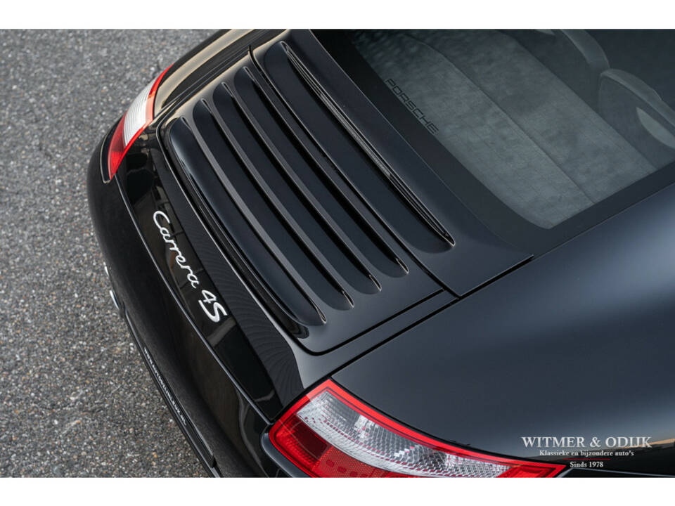 Image 16/29 of Porsche 911 Carrera 4S (2008)
