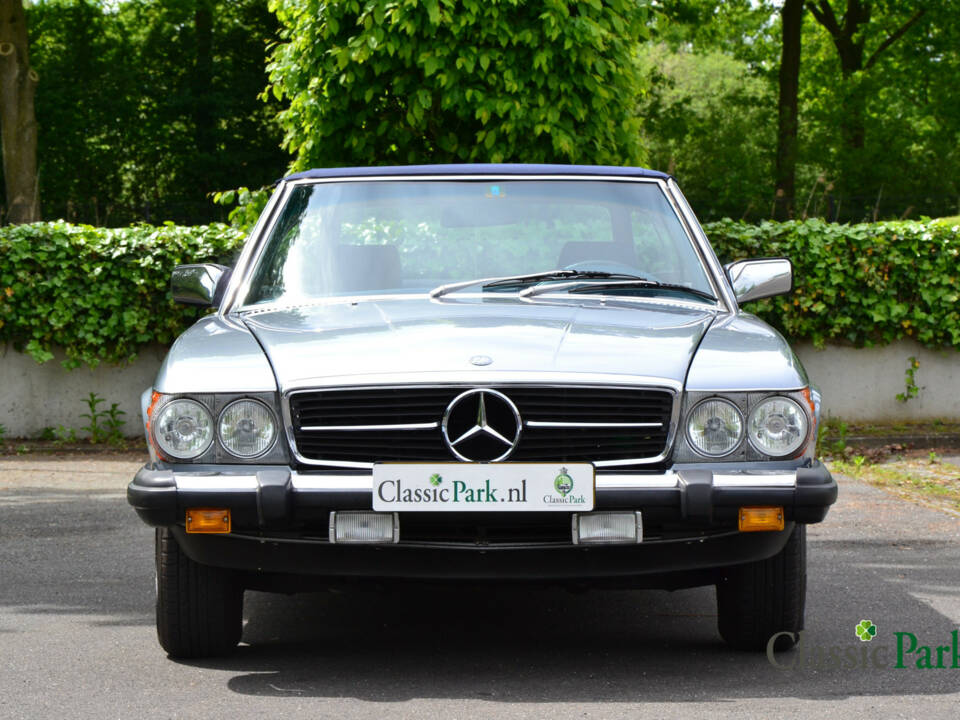 Image 9/50 of Mercedes-Benz 380 SL (1983)