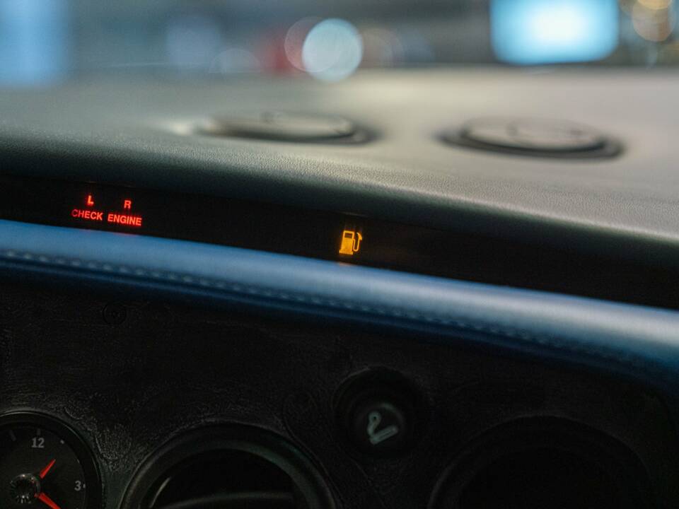 Image 32/36 of Lamborghini Diablo SV (1998)