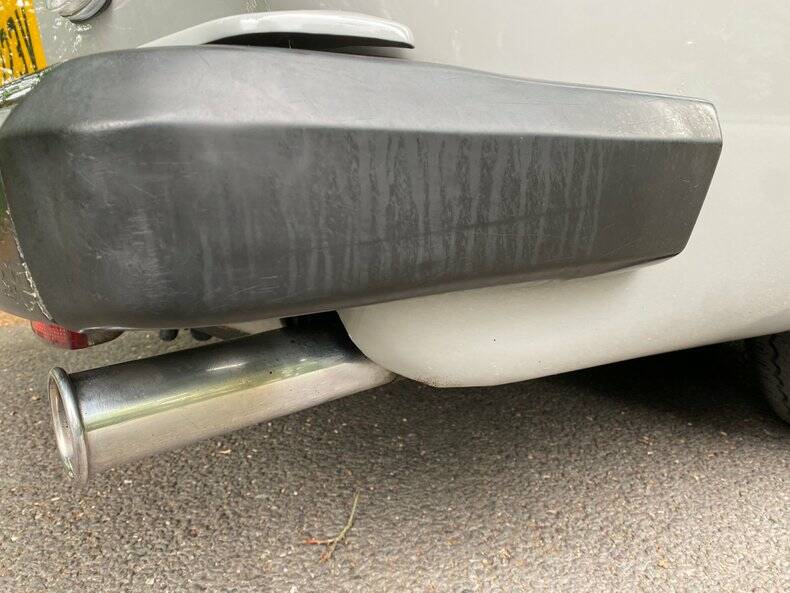 Bild 47/50 von Bentley Corniche (1980)