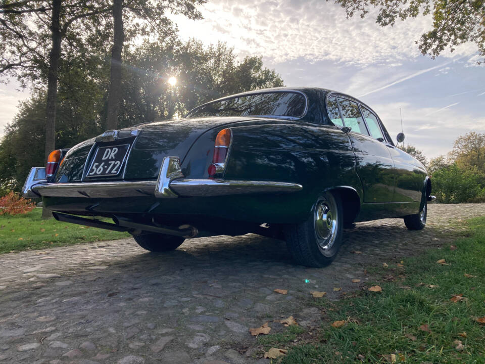 Image 29/52 de Jaguar 420 G (1967)