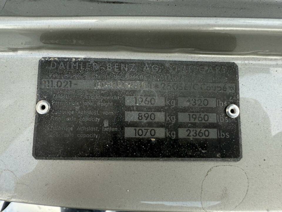 Bild 32/36 von Mercedes-Benz 250 SE (1966)