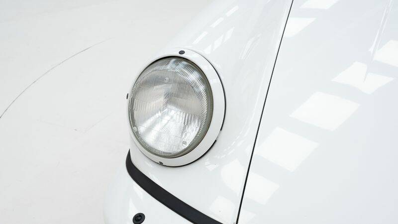 Afbeelding 11/15 van Porsche 911 Carrera 2 (1990)