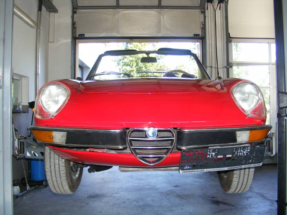 Immagine 67/77 di Alfa Romeo Spider Veloce 2000 (1981)