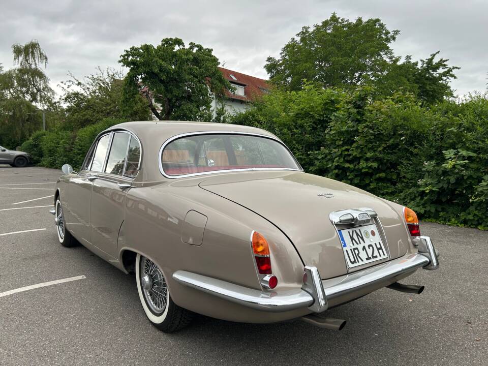 Image 7/27 de Jaguar S-Type 3.8 (1965)