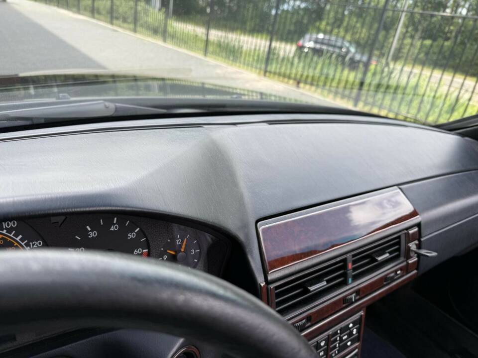 Bild 27/50 von Mercedes-Benz SL 600 (1994)