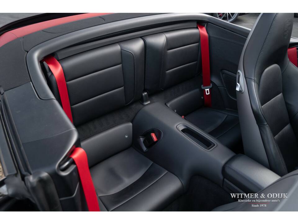 Bild 28/36 von Porsche 911 Carrera 4S (2016)