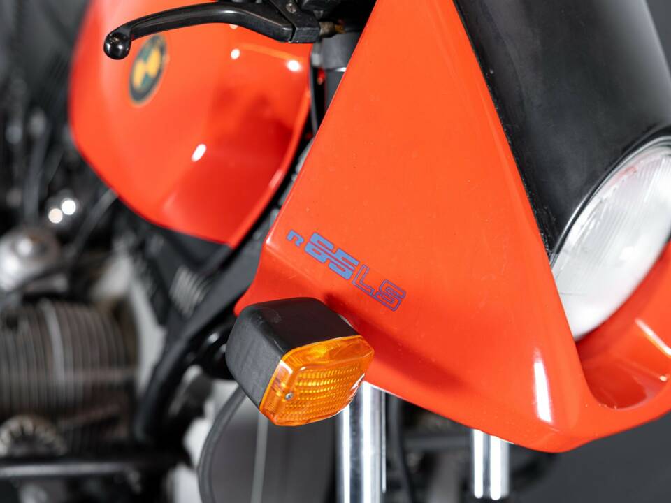Image 20/37 of BMW R 65 (1983)
