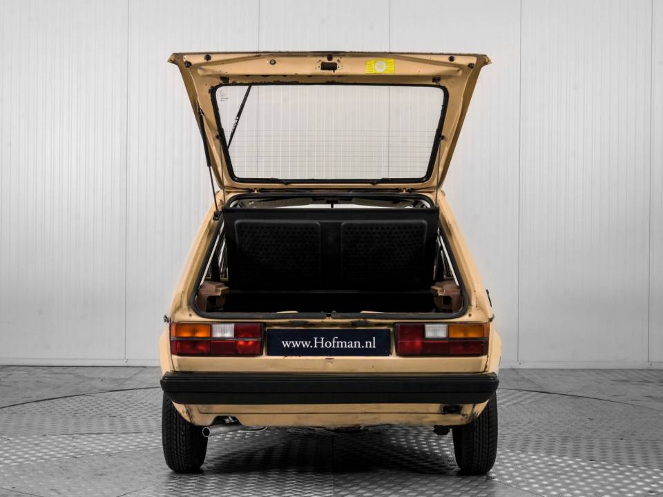Immagine 39/50 di Volkswagen Golf I 1.5 (1982)