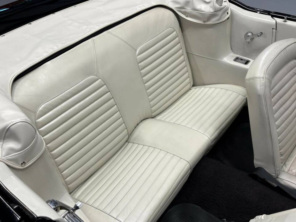 Image 38/50 of Ford Mustang 289 (1965)