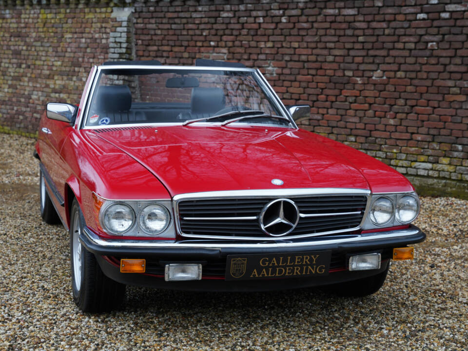 Bild 37/50 von Mercedes-Benz 280 SL (1982)