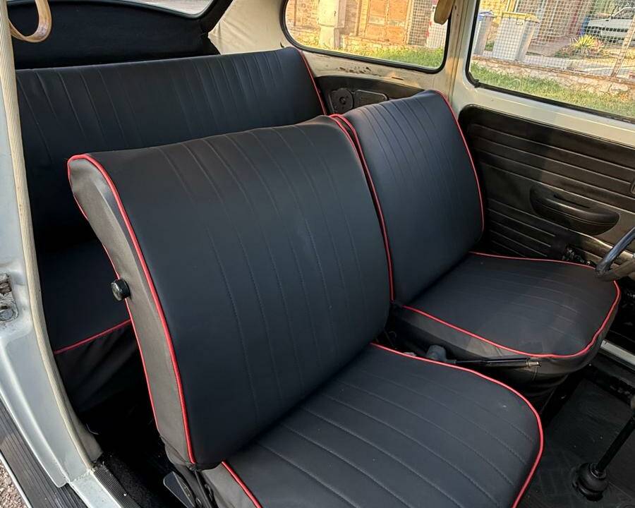 Image 8/10 of Volkswagen Beetle 1302 (1971)