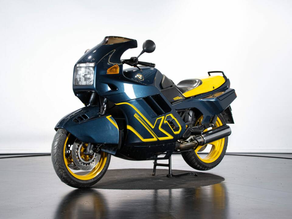 Image 8/50 of BMW K1 (1990)