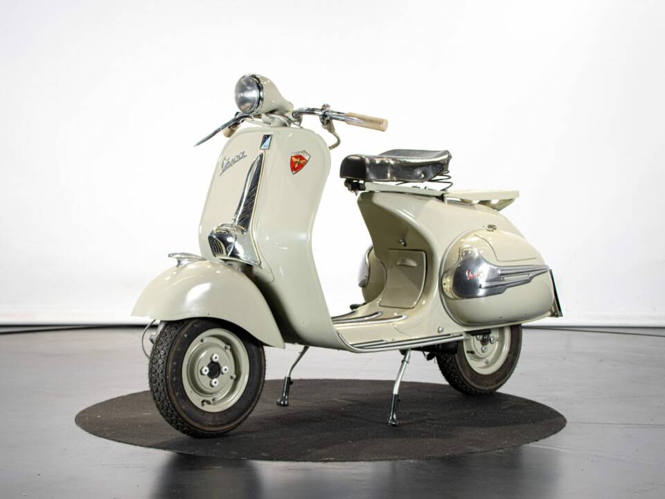 Bild 8/50 von Piaggio Vespa 150 "Struzzo" VL (1955)