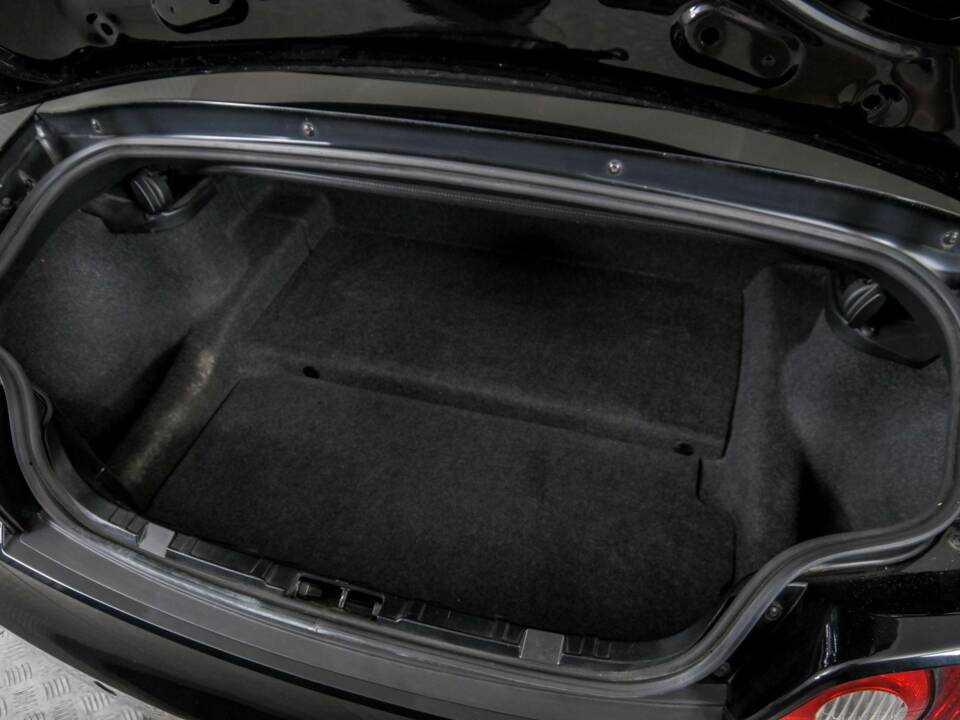 Afbeelding 36/50 van BMW Z4 2.2i (2005)