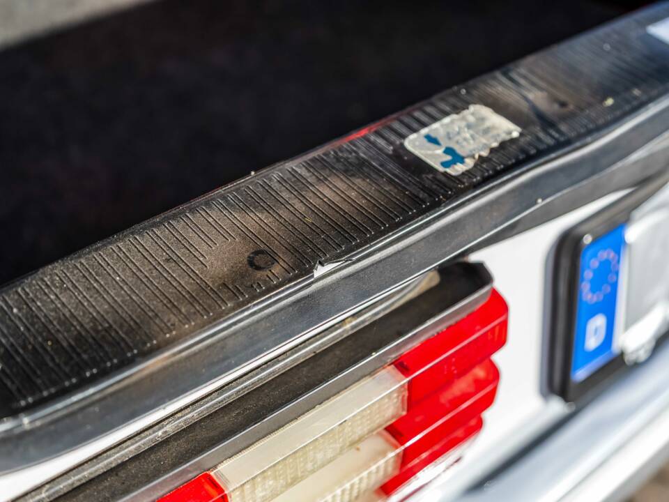 Image 159/175 of Mercedes-Benz 420 SE (1986)