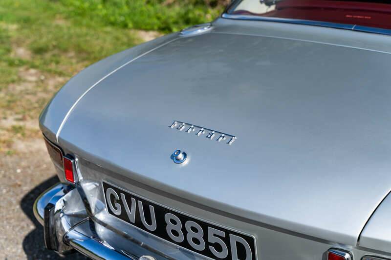 Image 39/49 de Ferrari 330 GT 2+2 (1966)