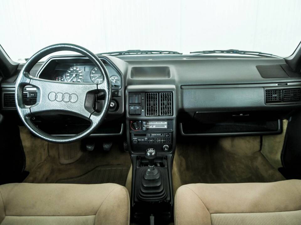 Image 7/41 of Audi 100 - 2.0 TD (1986)