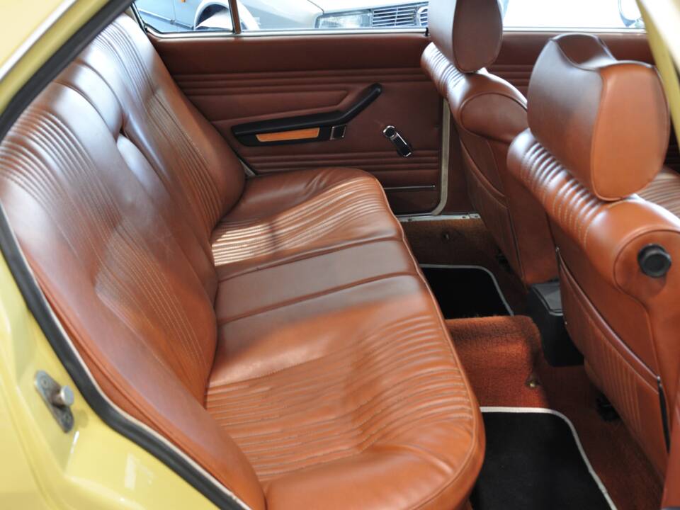 Image 27/31 of Alfa Romeo Alfetta 1.8 (1975)