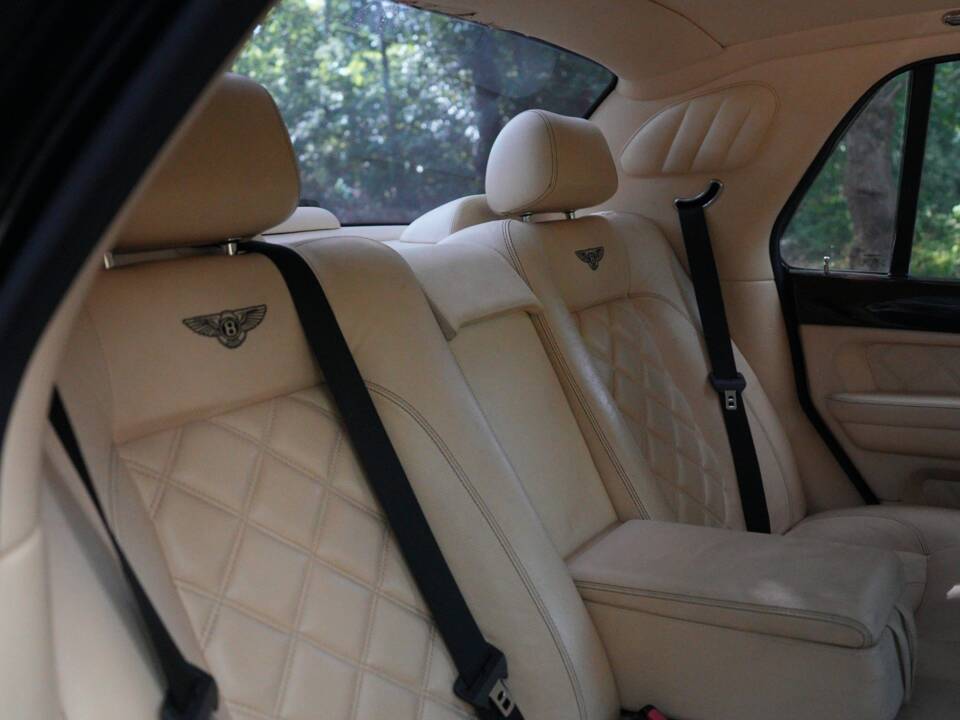 Image 45/50 of Bentley Arnage T (2004)