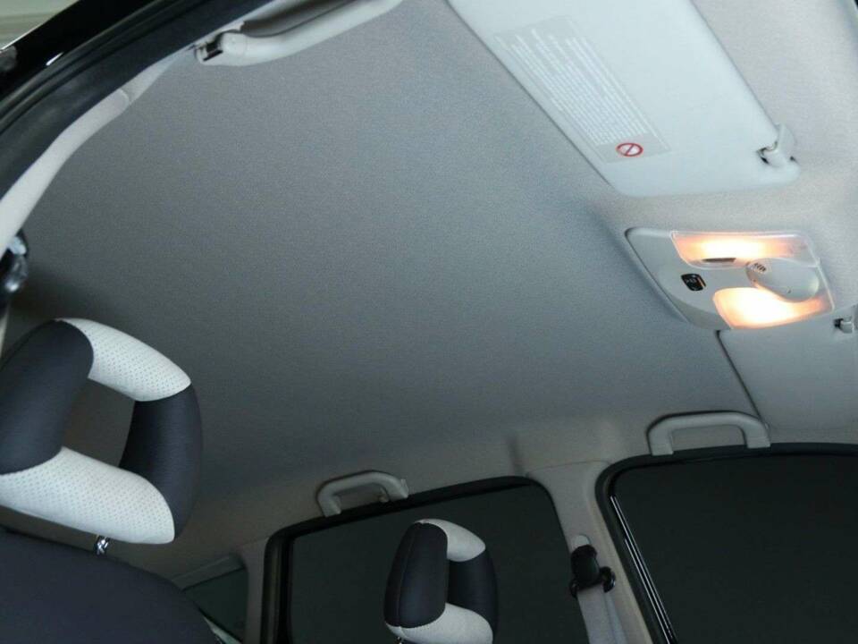 Image 28/50 of Mercedes-Benz A 210 Evolution (2002)