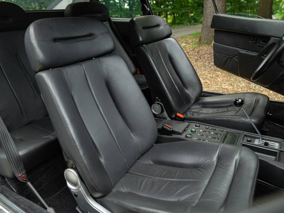 Image 39/50 of Ferrari Mondial 3.2 (1987)