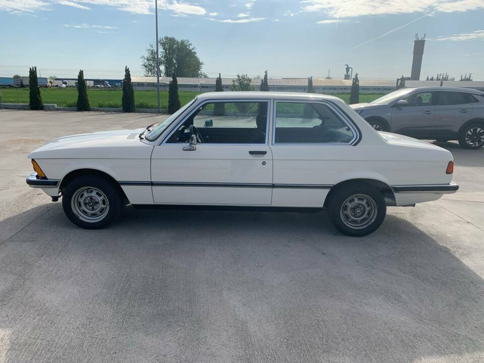 Image 2/5 of BMW 320&#x2F;6 (1978)