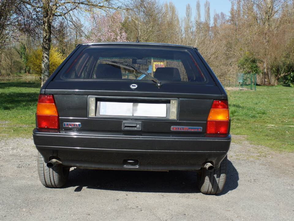 Bild 23/105 von Lancia Delta HF Integrale 16V (1990)