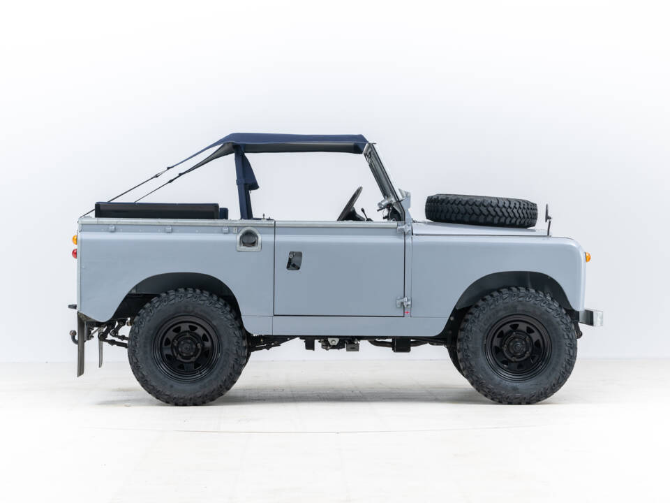 Image 20/25 of Land Rover 88 (1961)