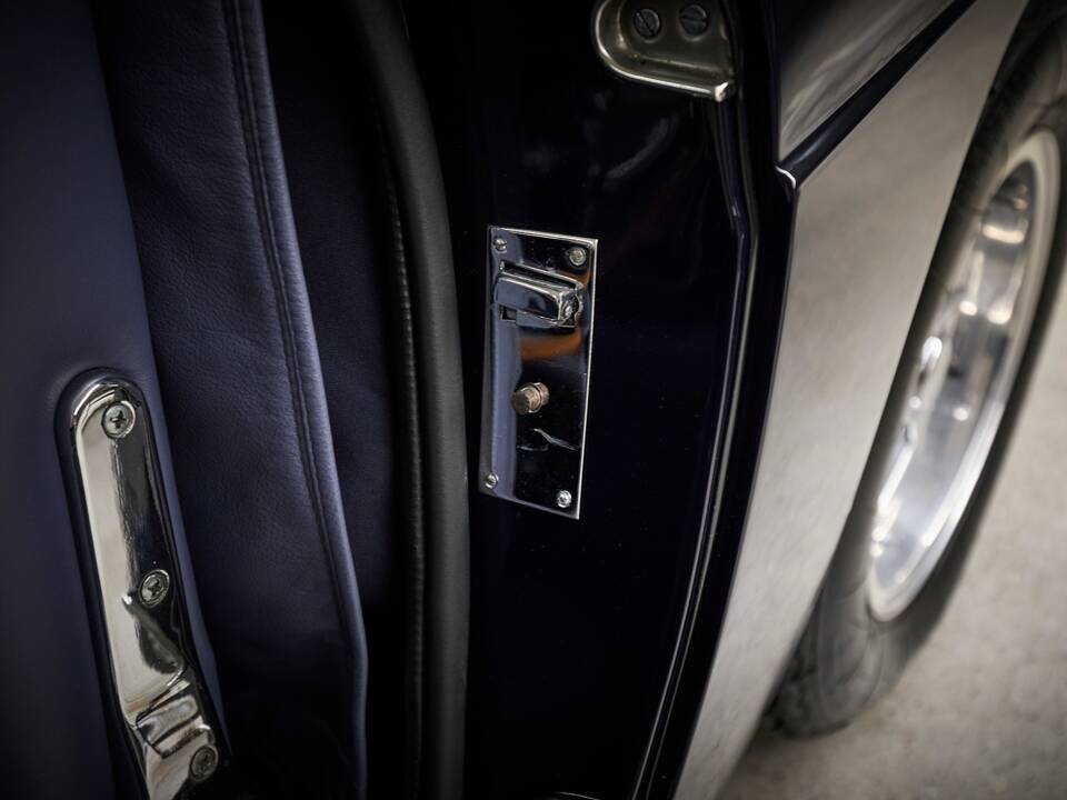 Image 62/100 of Ferrari 250 GT (1962)