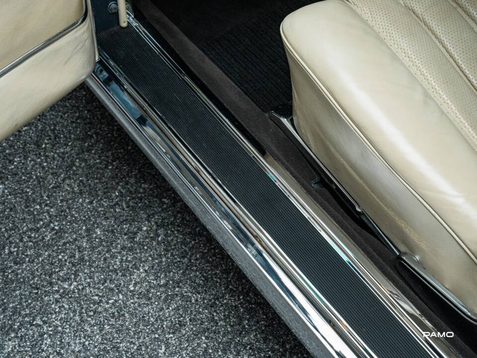 Bild 13/31 von Mercedes-Benz 280 SE 3,5 (1971)