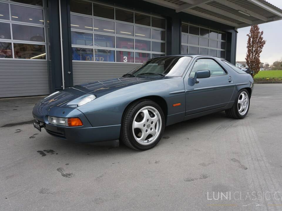 Immagine 2/46 di Porsche 928 S4 (1988)