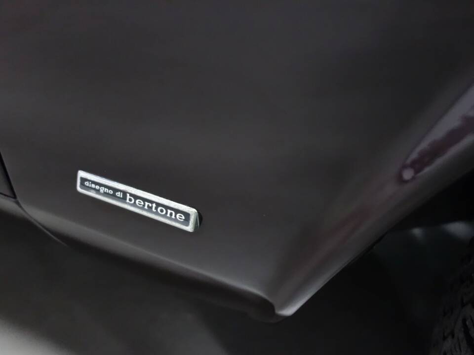 Bild 32/60 von Alfa Romeo Giulia GT 1300 Junior (1975)