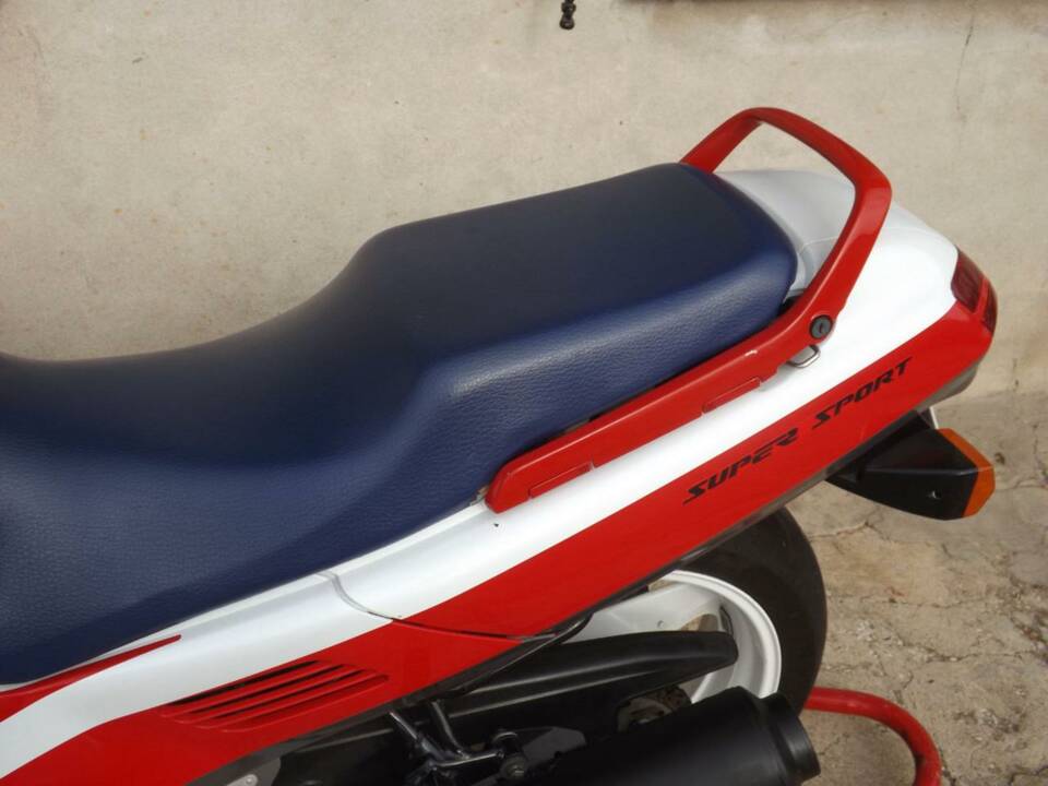 Immagine 16/50 di Honda CBR 1000F (1992)