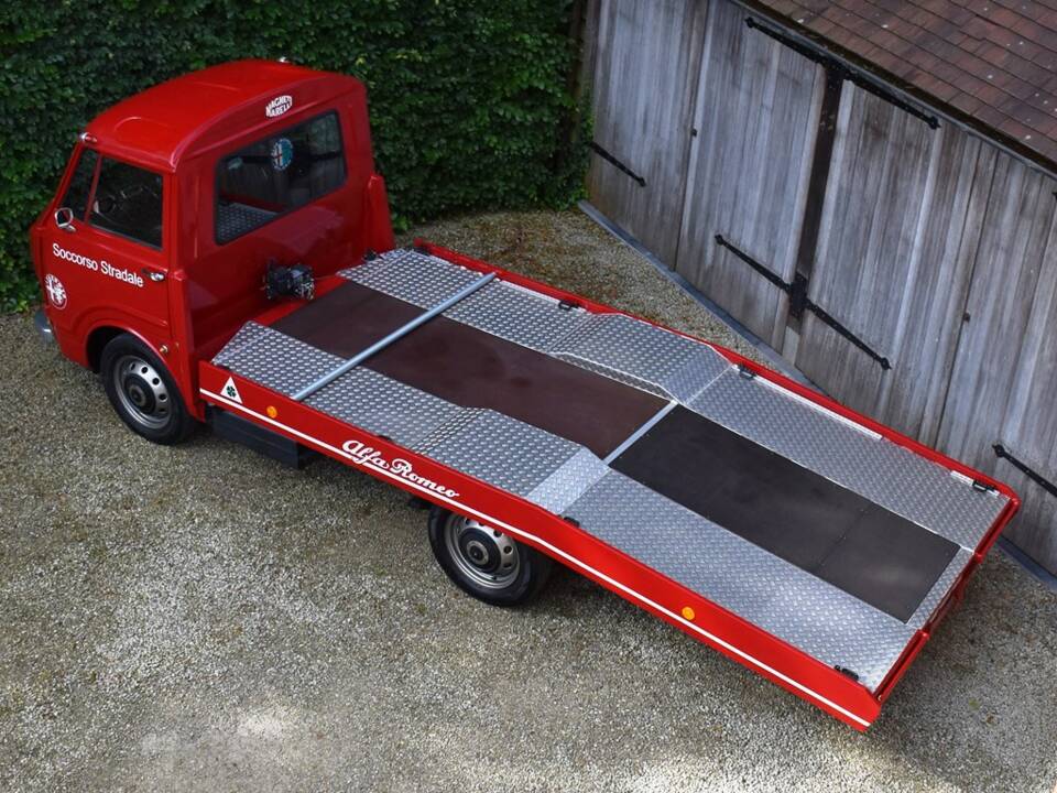 Image 6/25 of Alfa Romeo A12/F12 (1977)