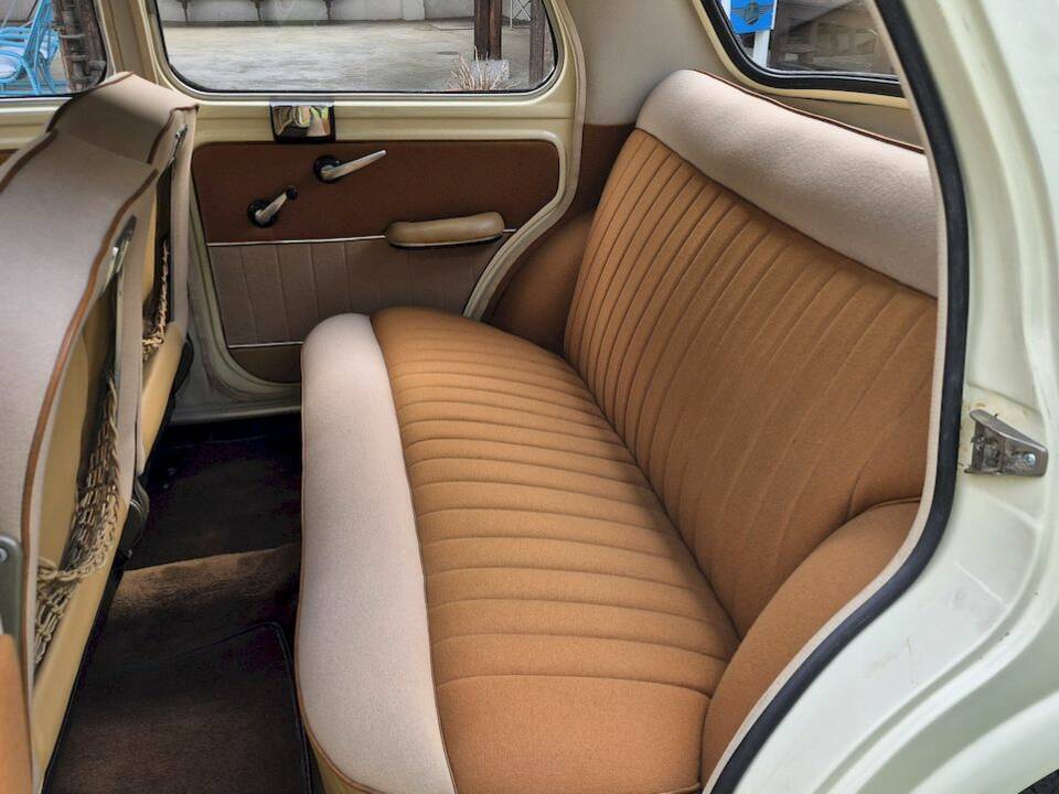 Image 32/55 of FIAT 1100-103 (1959)