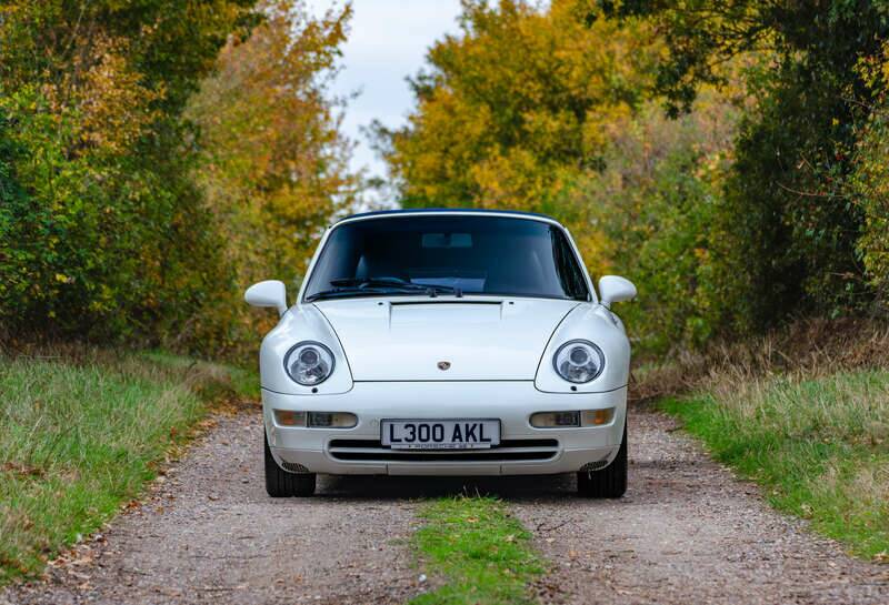 Bild 9/13 von Porsche 911 Carrera (1994)