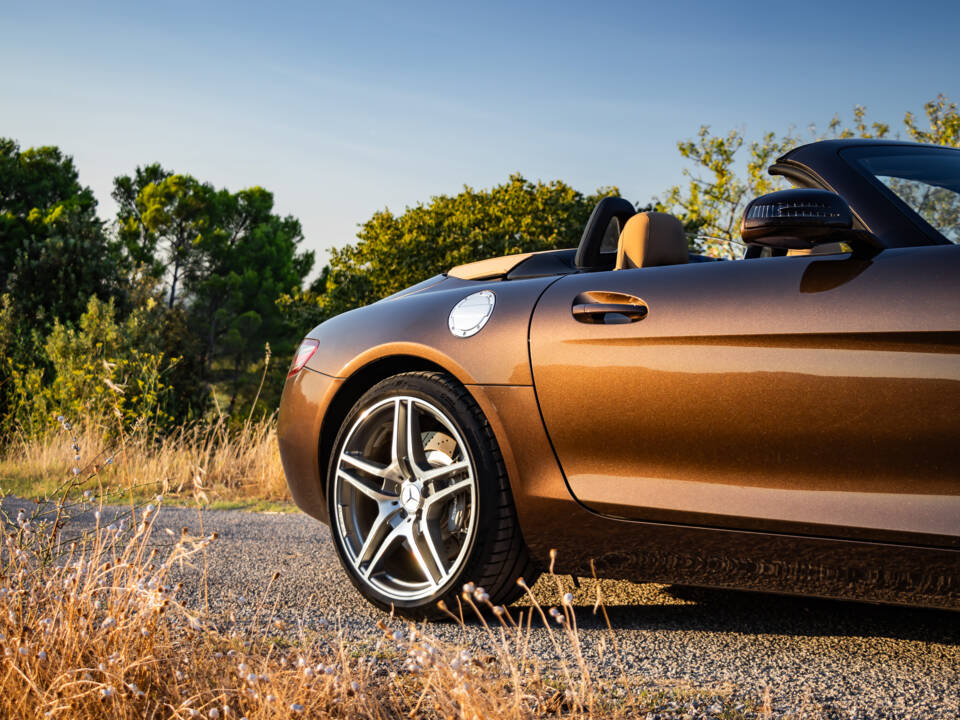 Afbeelding 47/50 van Mercedes-Benz SLS AMG Roadster (2013)
