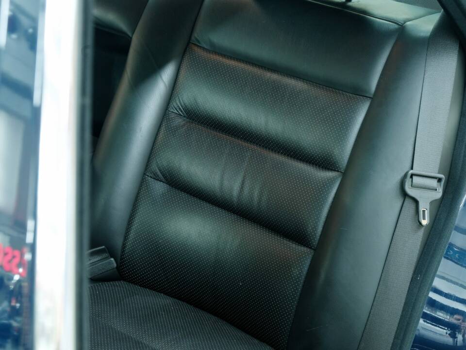Bild 28/50 von Mercedes-Benz 500 SEL (1990)