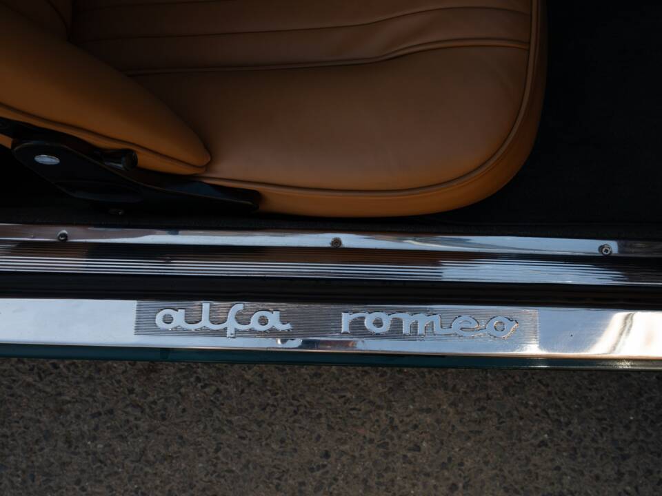 Imagen 14/50 de Alfa Romeo Giulia 1600 Sprint GT Veloce (1968)