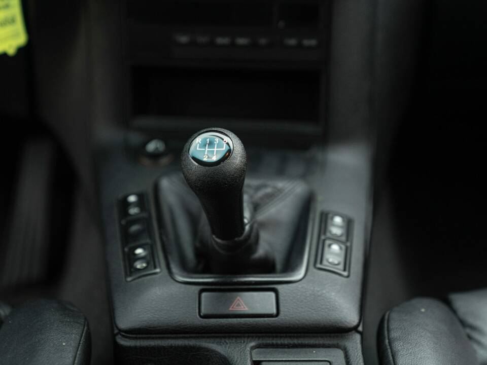 Image 33/50 of BMW 318 (1994)