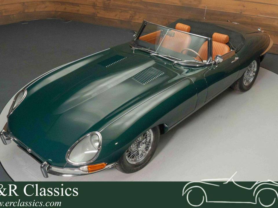 Image 1/19 of Jaguar E-Type (1968)