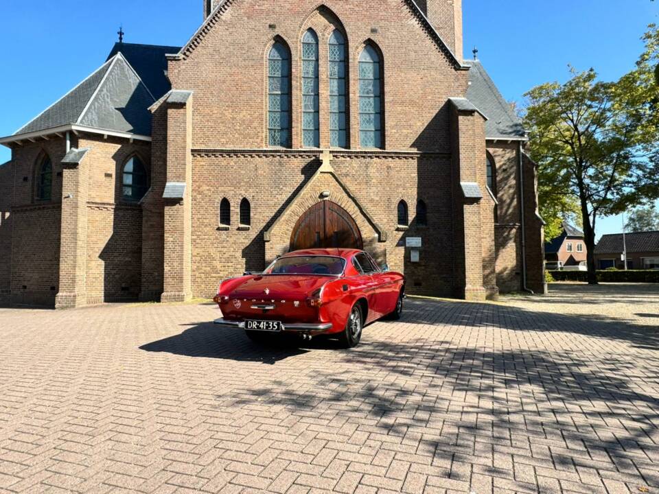 Image 49/50 de Volvo 1800 E (1970)